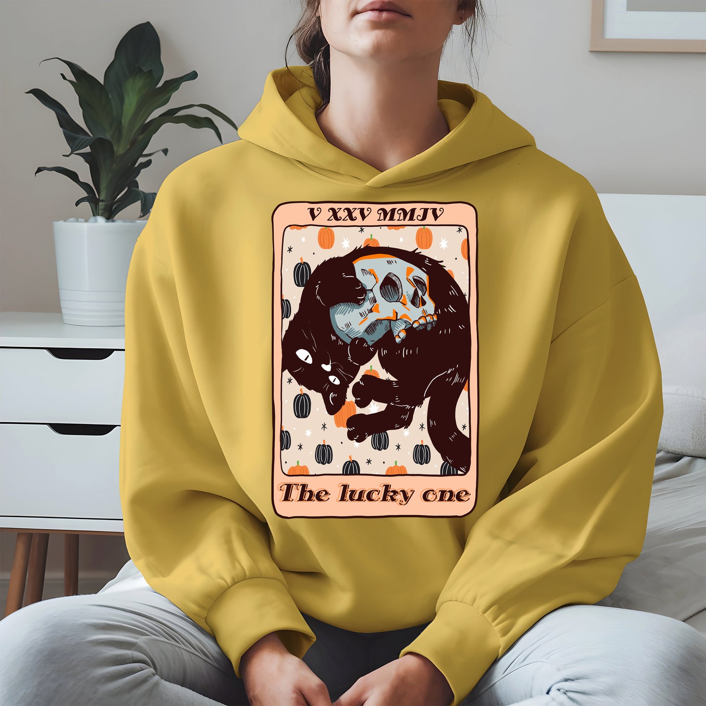 The Lucky One - Halloween Black Cat Tarot Tee